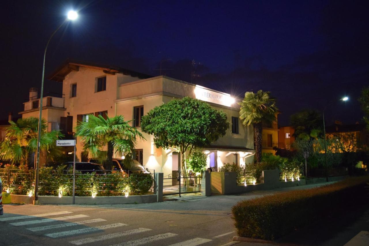International Rooms & Apartments Sirmione Exteriér fotografie
