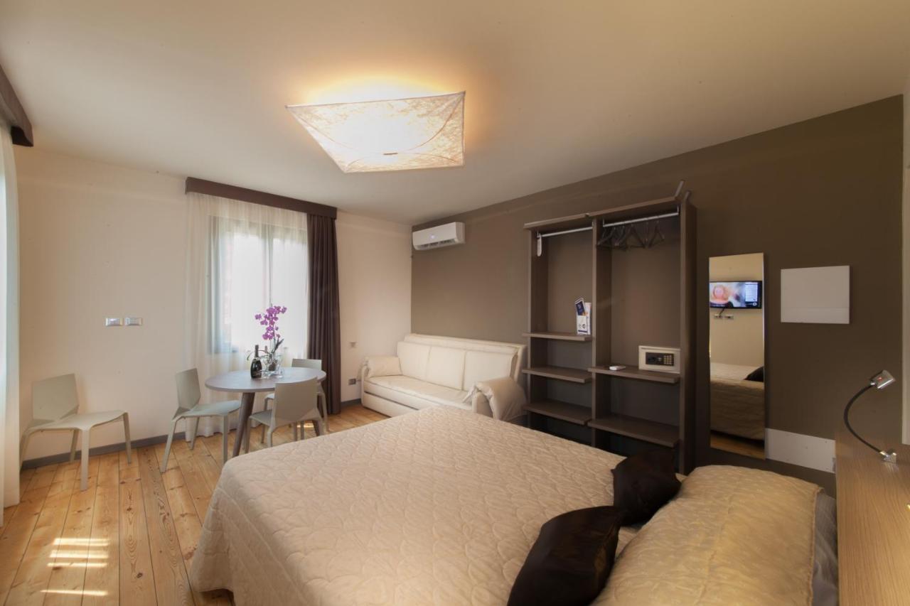 International Rooms & Apartments Sirmione Exteriér fotografie
