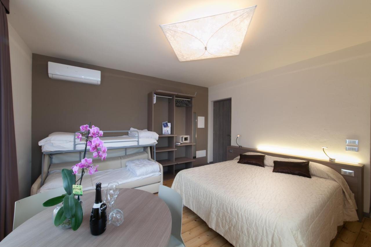 International Rooms & Apartments Sirmione Exteriér fotografie