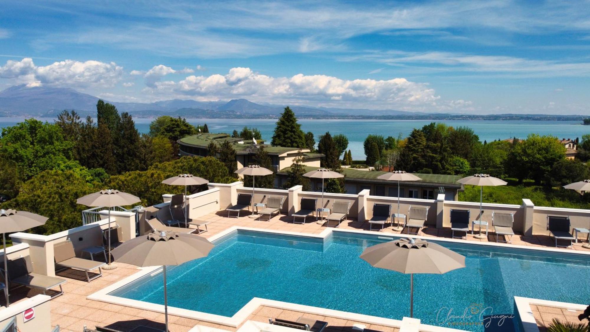 International Rooms & Apartments Sirmione Exteriér fotografie